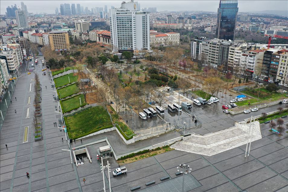 İstanbul'un meydanları havadan görüntülendi

