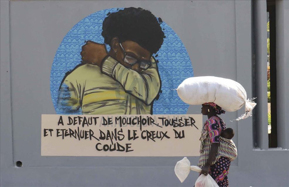 Los graffiteros senegaleses luchan contra el coronavirus con sus aerosoles