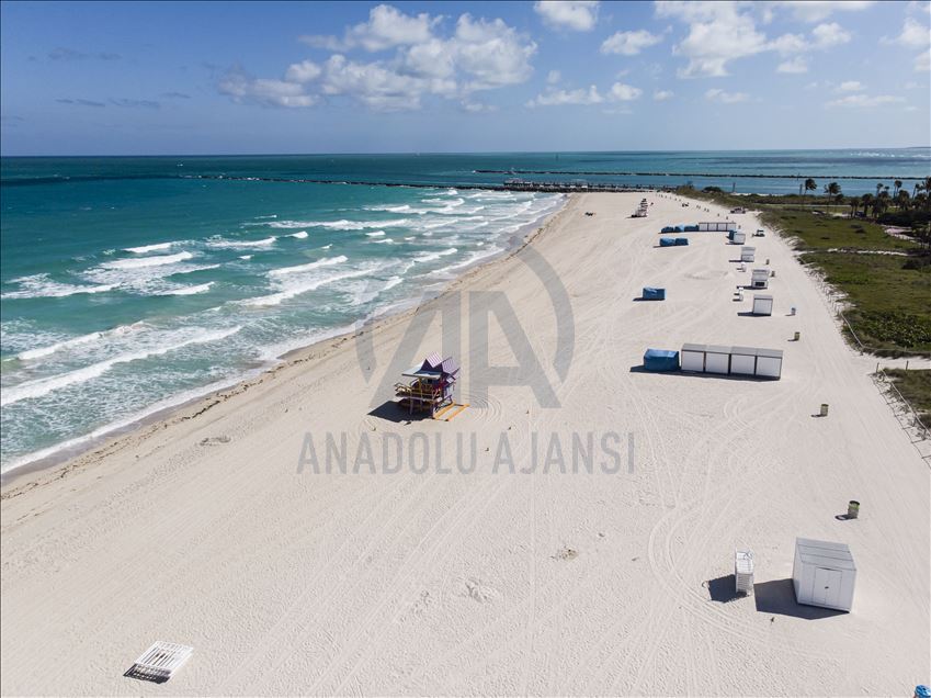 Miami'de plajlar koronavirüs nedeniyle kapatıldı