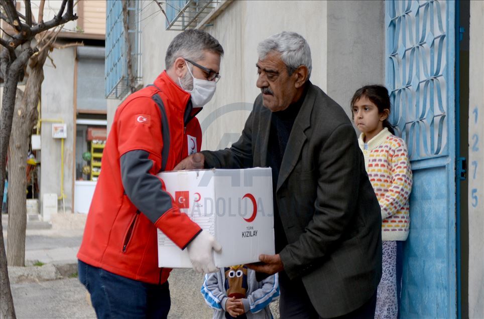 Yurt genelinde koronavirüs tedbirleri sürüyor