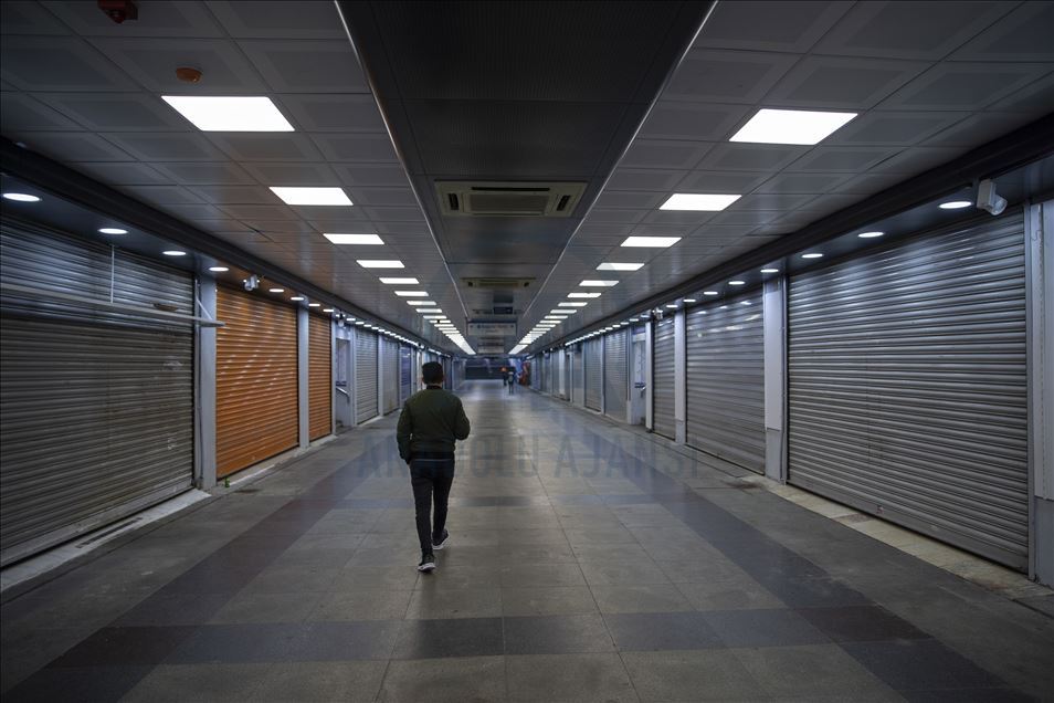 İstanbul'un tarihi ve turistik yerleri koronavirüs nedeniyle sakin