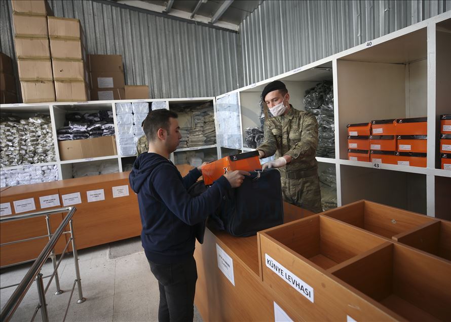 Askeri birliklerde sıkı koronavirüs tedbirleri alınıyor