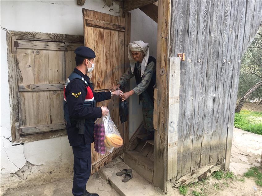 Muğla'da "Vefa Koordinasyon Grubu" ihtiyaçları karşılıyor