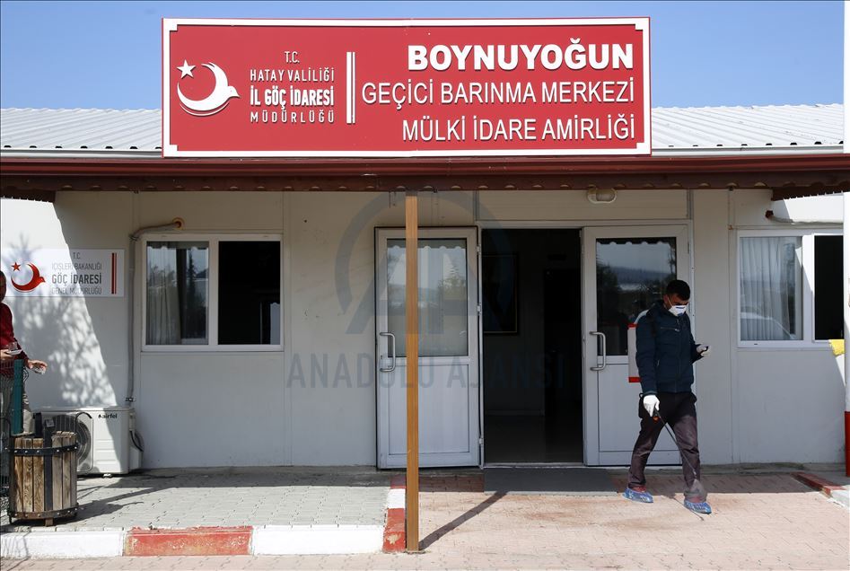 В лагерях беженцев в Турции принимаются меры по дезинфекции
