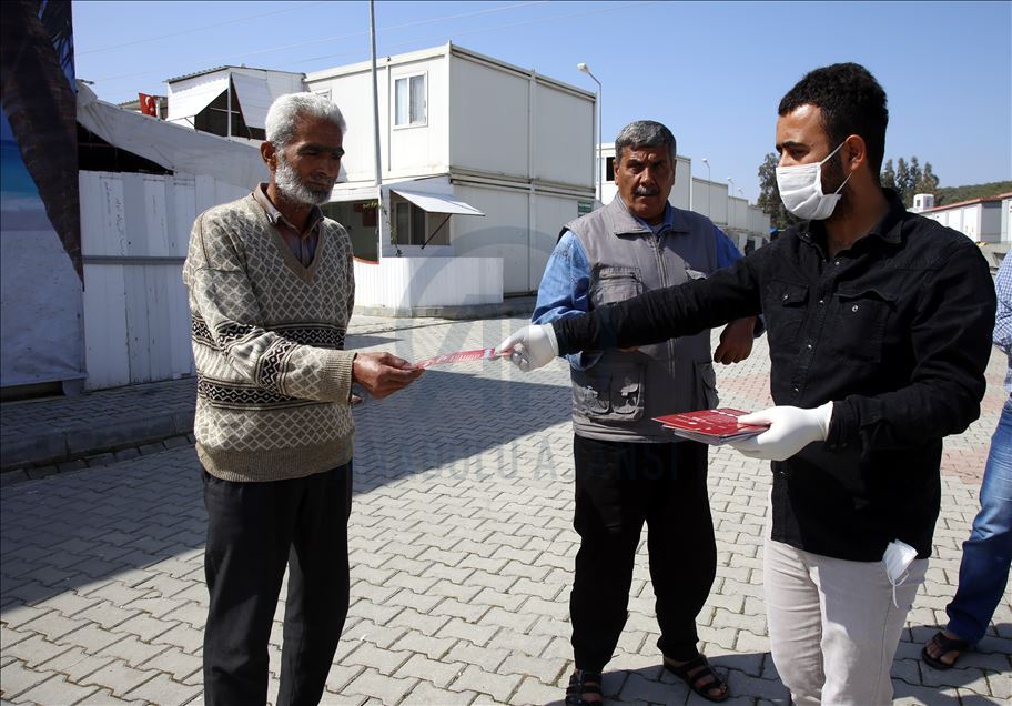 В лагерях беженцев в Турции принимаются меры по дезинфекции
