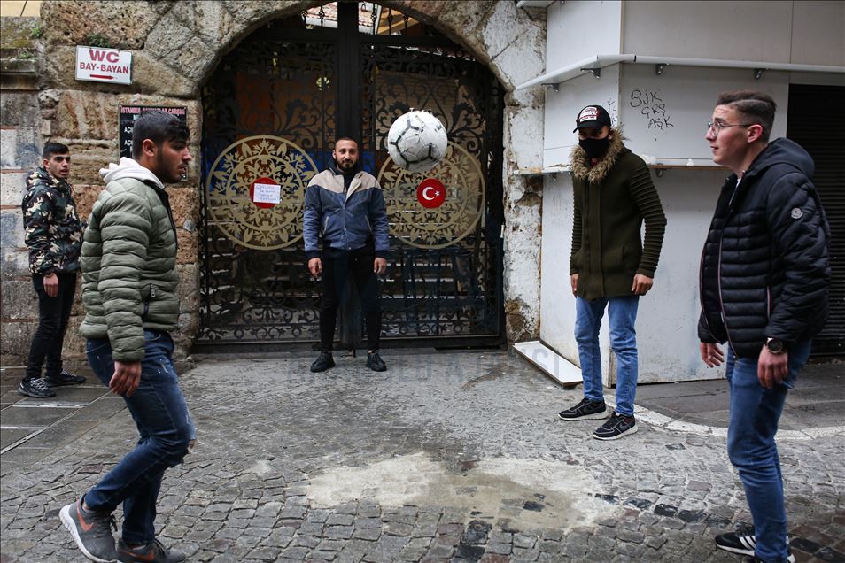 Historical and touristic places in Istanbul remain quite due to coronavirus pandemic