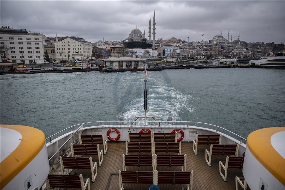 Historical and touristic places in Istanbul remain quite due to coronavirus pandemic