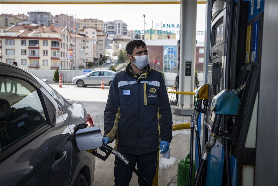 Başkentte sağlık çalışanlarına 50 liralık akaryakıt desteği