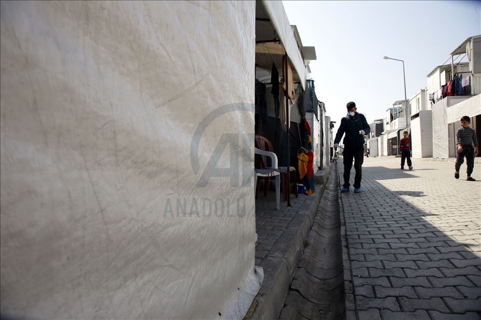 Sığınmacıların kaldığı geçici barınma merkezlerinde Kovid-19 tedbirleri

