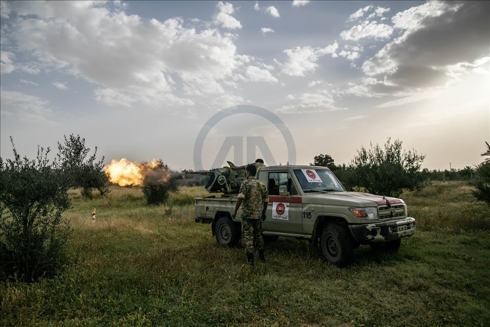 "Operación Tormenta de Paz" de las fuerzas gubernamentales reconocidas por la ONU contra las milicias de Jalifa Haftar en Libia