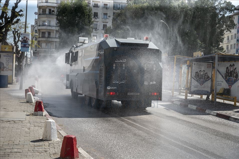 Coronavirus/Tunisie : Le ministère de l'Intérieur désinfecte les villes et les rues de la capitale