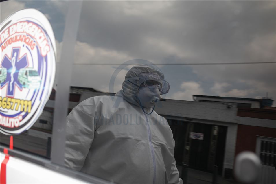 Colombia: Equipos de emergencias médicas trabajan arduamente para ayudar a las personas con COVID-19