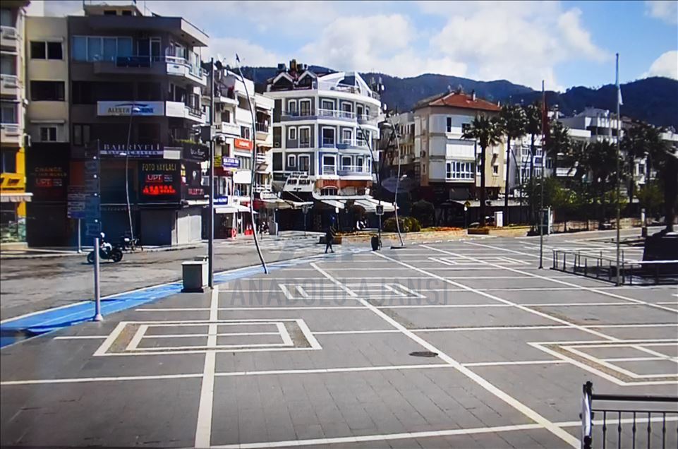 Turizm merkezlerinde "Evde kal" çağrısına uyuldu