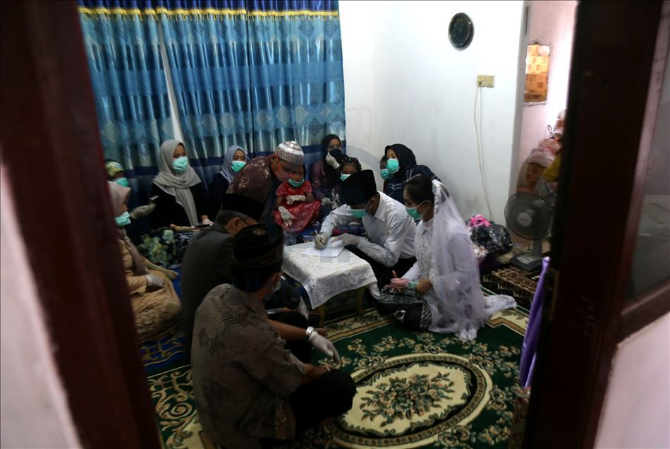 Pernikahan di tengah wabah virus korona