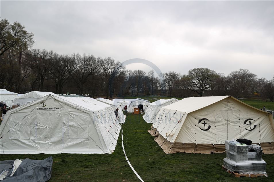 SHBA, në Central Park ngrihet spital i ndihmës së parë kundër COVID-19

