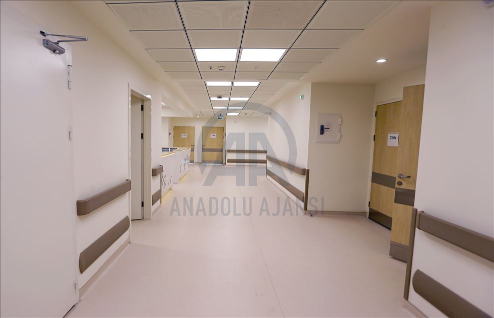Turkey's new hospital opens doors for COVID-19 patients