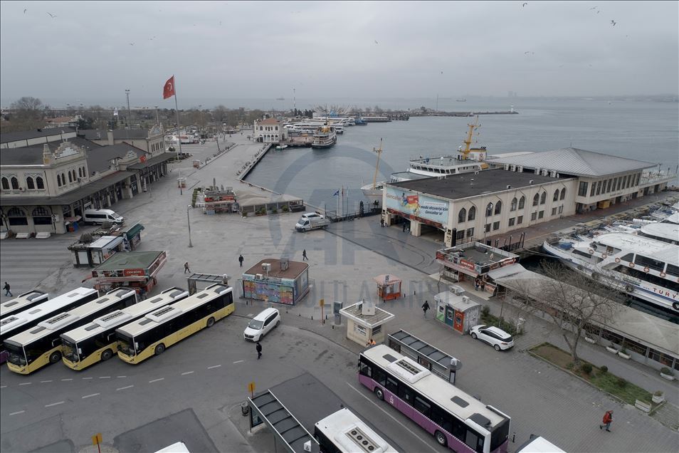 "Türkiye'nin Meydanları"nda "koronavirüs sessizliği"