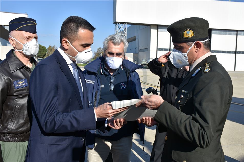 بعد إسبانيا.. طائرة المساعدات التركية تصل إيطاليا