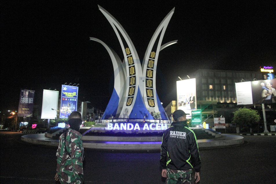 Pemberlakuan jam malam guna mencegah penyebaran COVID-19 di Aceh