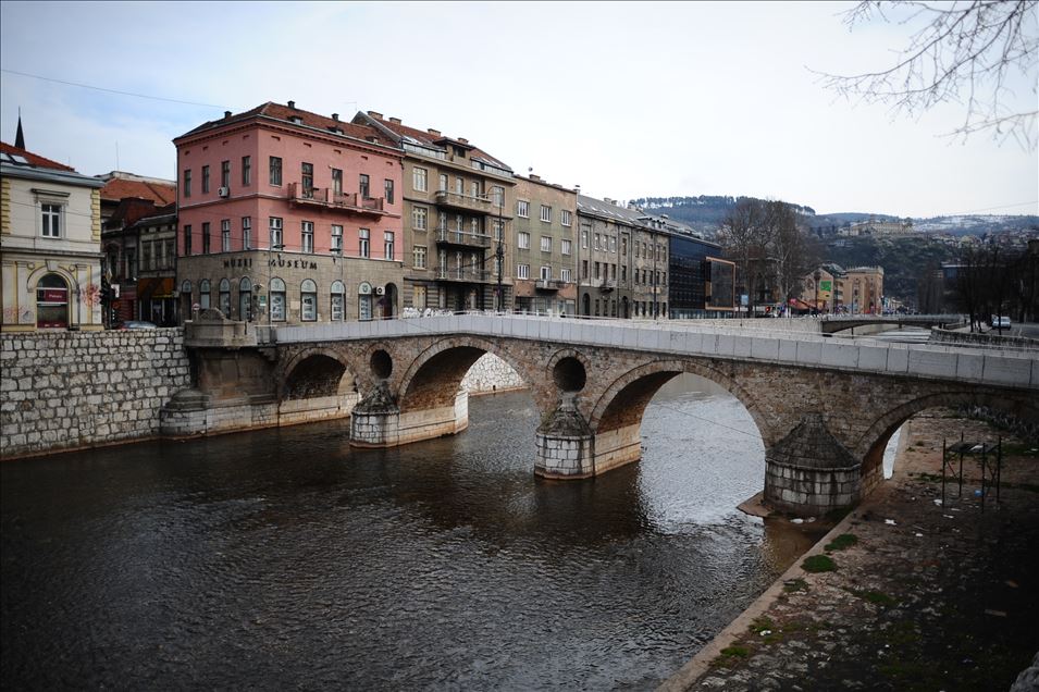 Bosna Hersek'te koronavirüs tedbirleri