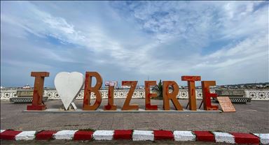 Mesures contre le Covid-19 en Tunisie Dans le contexte du confinement général imposé par les autorités tunisiennes pour lutter contre la propagation du Coronavirus Covid-19 les rues de Bizerte (nord) ont été désertées.