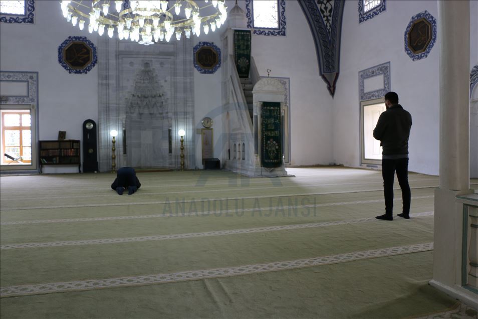 Në rajon vazhdon xhumaja "e heshtur" për shkak të COVID-19 - Shkup