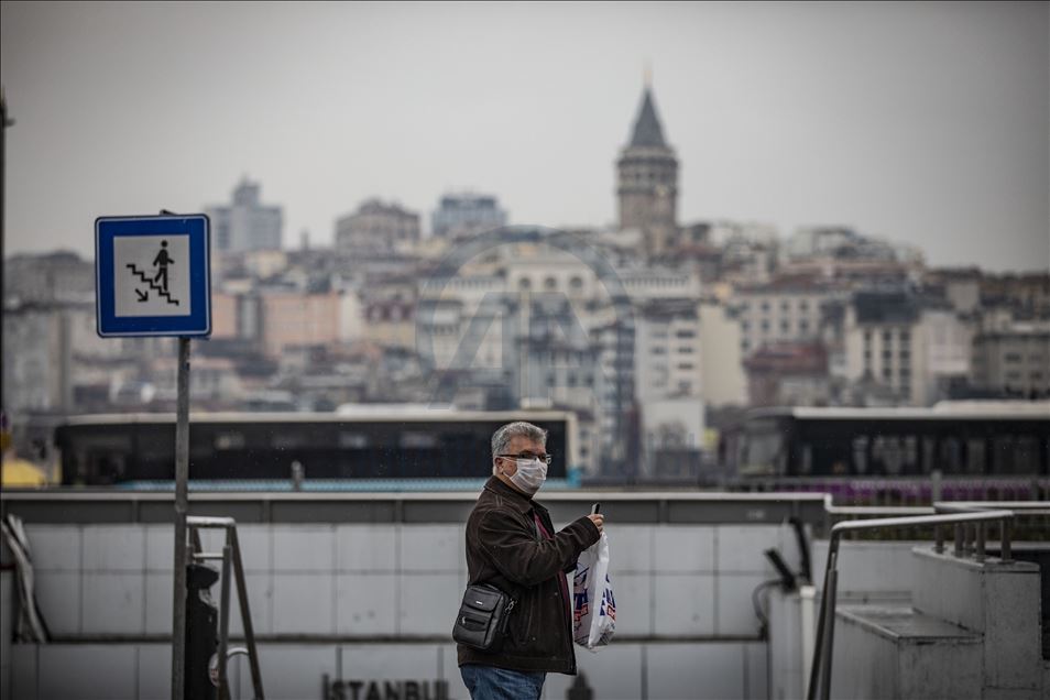 Yeni alınan Kovid-19 tedbirleri İstanbul'u sessizliğe bürüdü