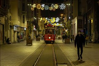 Istanbul kakav niko ne pamti: Taksimom, Istiklalom i Eminonuom vlada tišina
