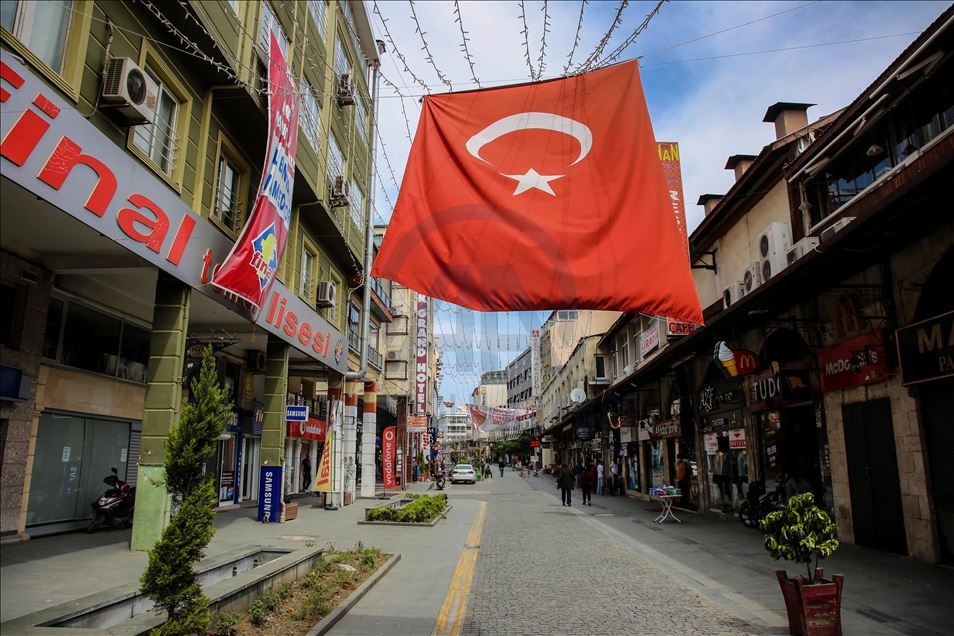 Yurt genelinde "evde kal" çağrısına büyük oranda uyuluyor
