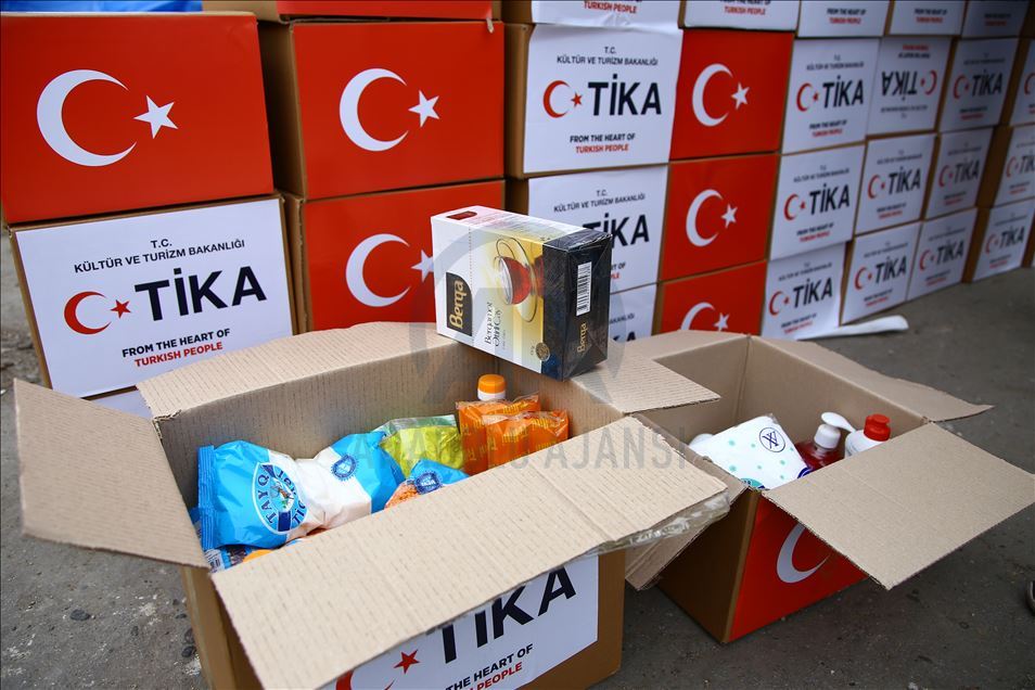 كورونا.. "تيكا" التركية تساعد 2000 عائلة بأذربيجان
