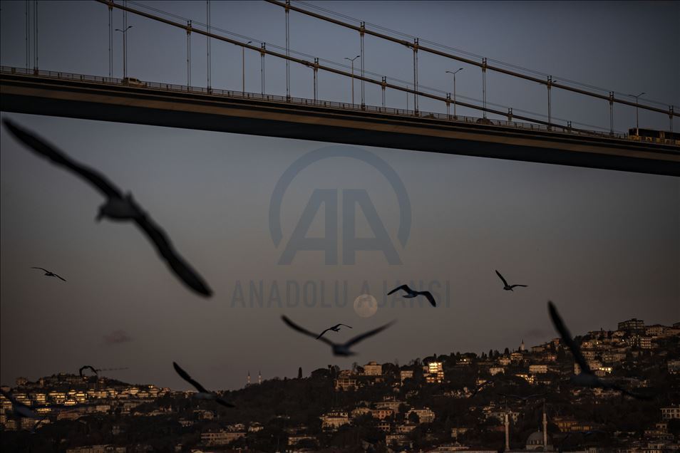 İstanbul'da "Süper Ay"