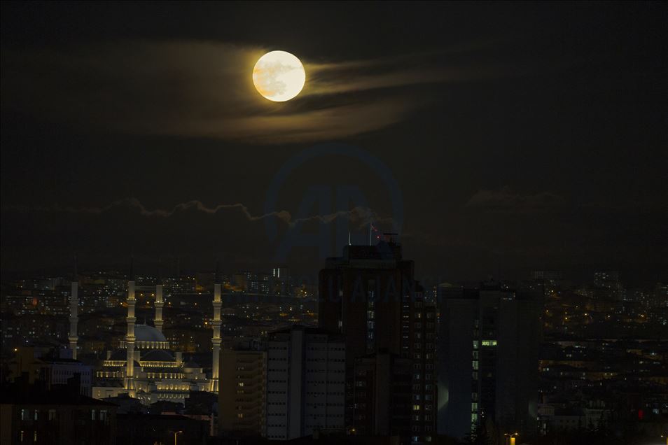 Ankara'da 'Süper Ay'
