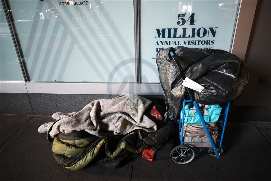 New York'un 70 bin evsizi Kovid-19 endişesini daha da artırıyor
