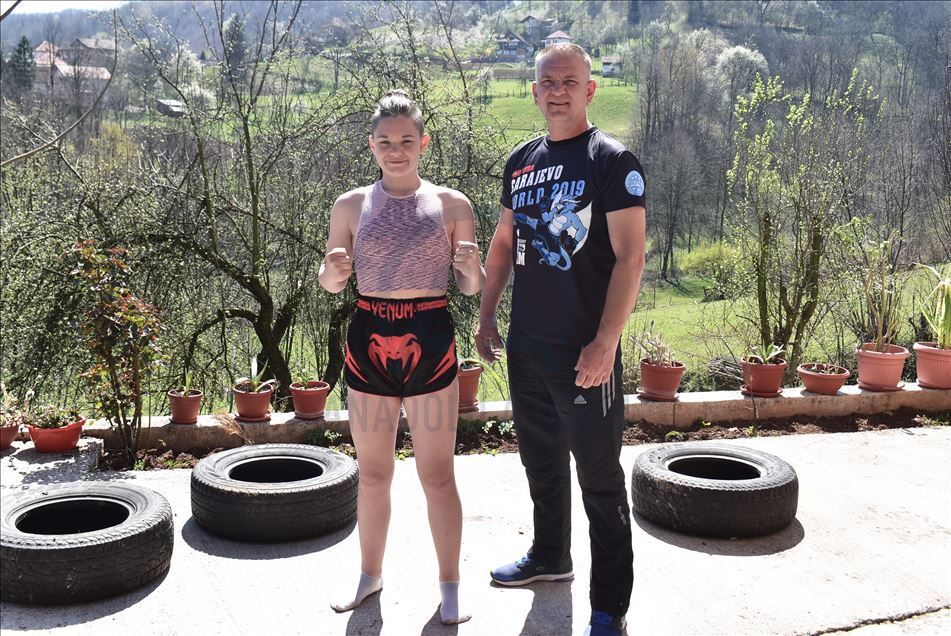 Kik-boksačka prvakinja Leyla Sejmenović: Treniram svakodnevno u improviziranoj teretani