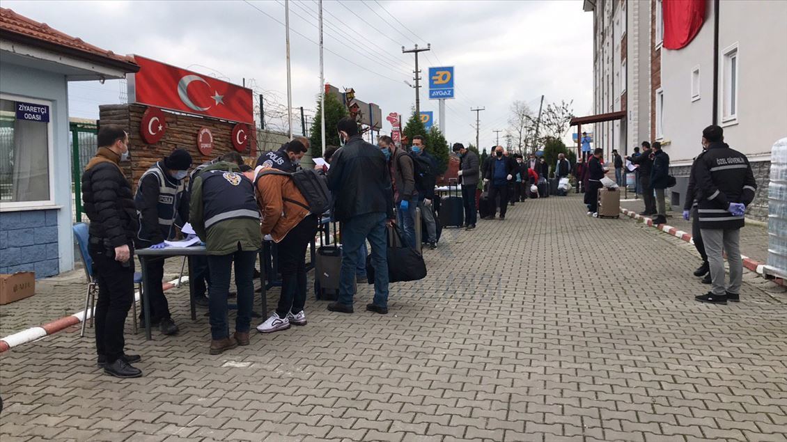 Sakarya'da gözetim süresi dolan 228 kişi evlerine gönderiliyor