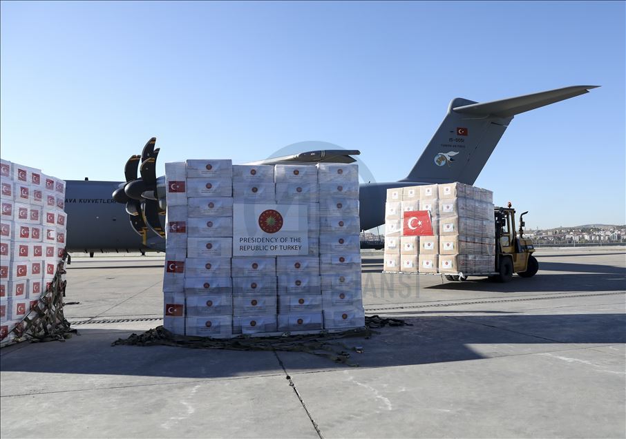Turkey sends medical aid to UK
