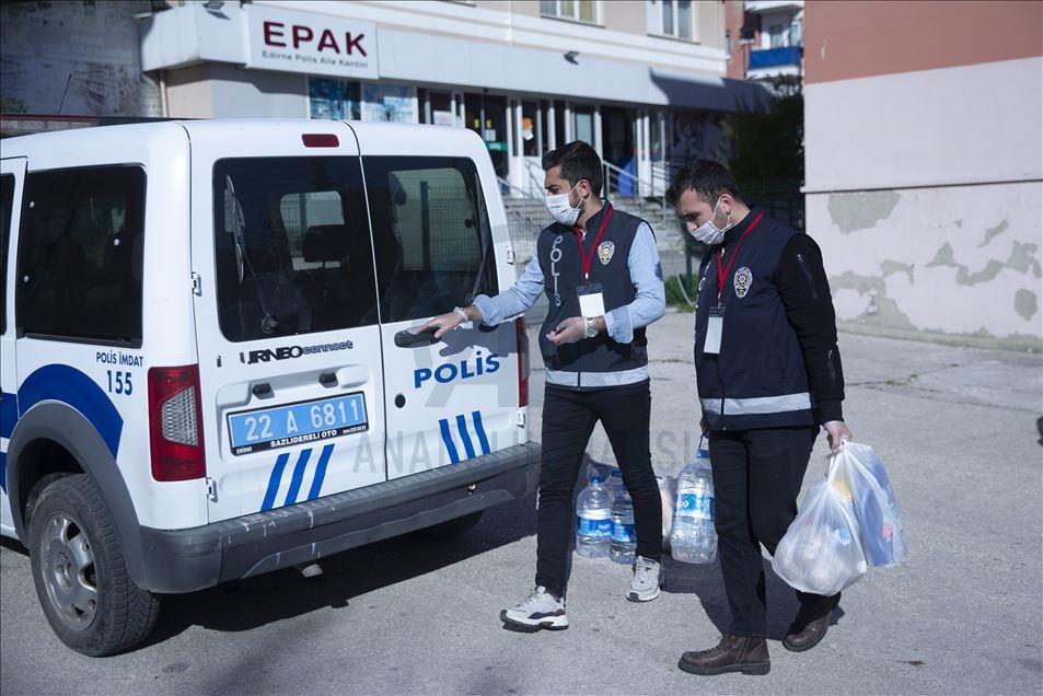 Türk polisi 175 yıldır vatandaşın yanında