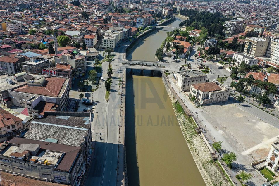 Turqi, rrugët e kryeqytetit të boshatisura gjatë orës policore