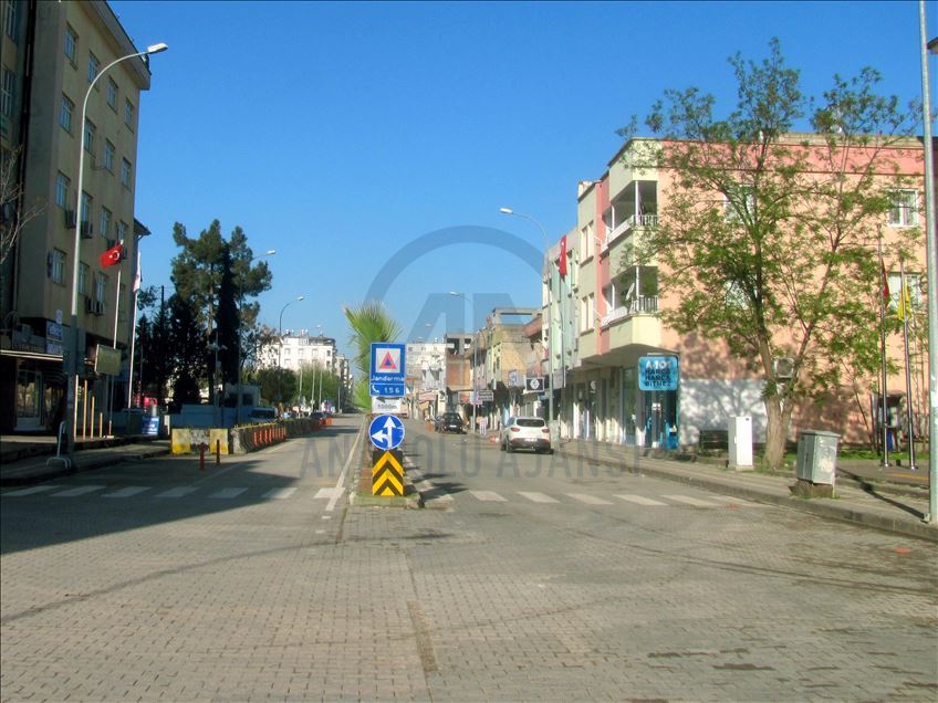 Gaziantep'te yasağının ardından sokaklar boşaldı