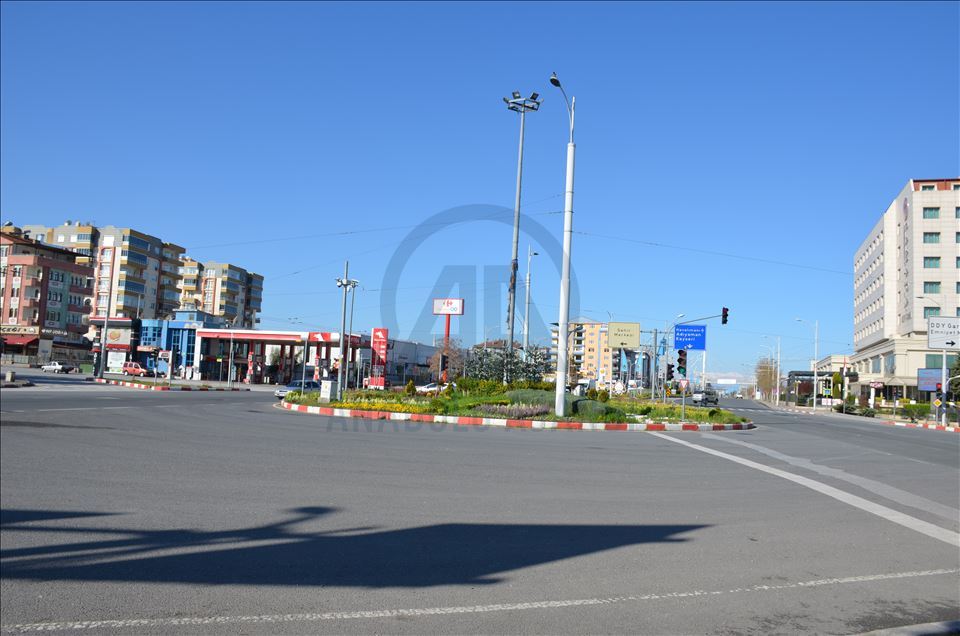 Malatya'da yasağının ardından sokaklar boşaldı