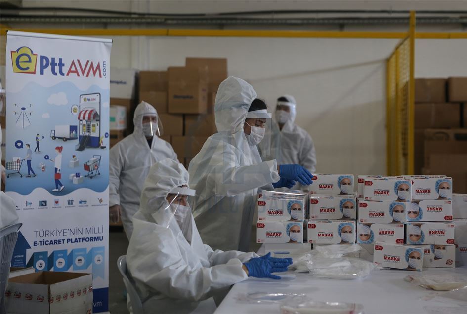 PTT, evde emekli maaşı ve yardım ödemeleri kapsamında 8,4 milyon işlem gerçekleştirdi
