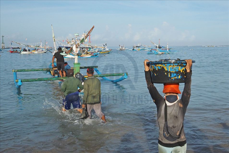 La vida de los pescadores en medio del brote de coronavirus en Bali