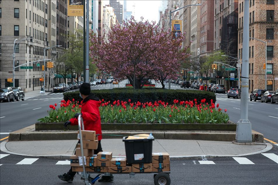 New York sokaklarında Kovid-19 sessizliği