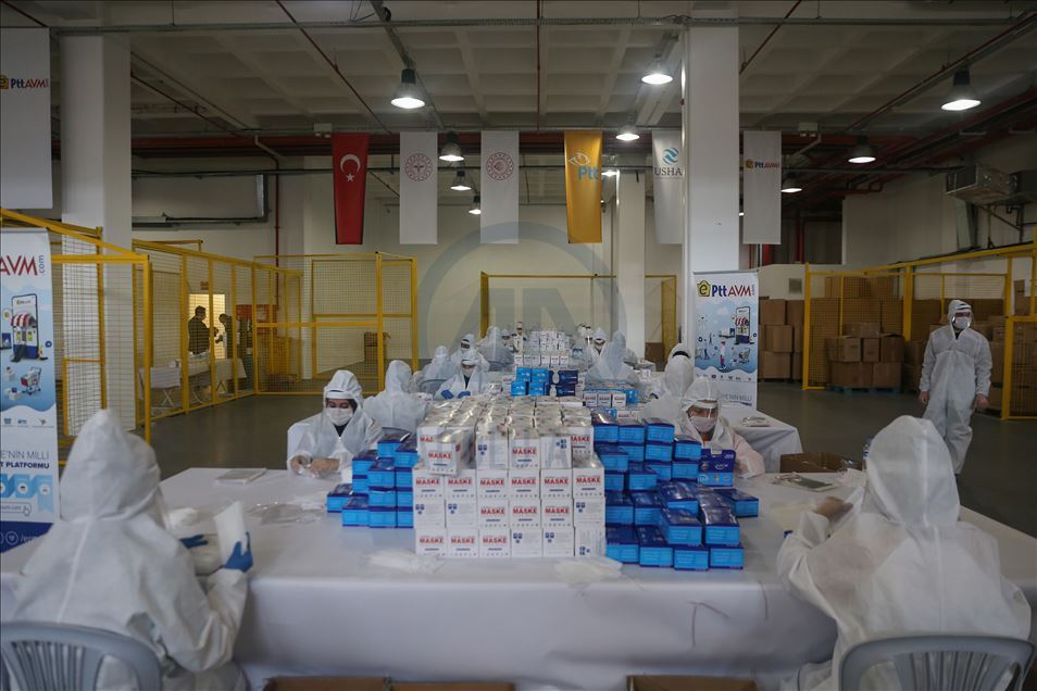 PTT, evde emekli maaşı ve yardım ödemeleri kapsamında 8,4 milyon işlem gerçekleştirdi
