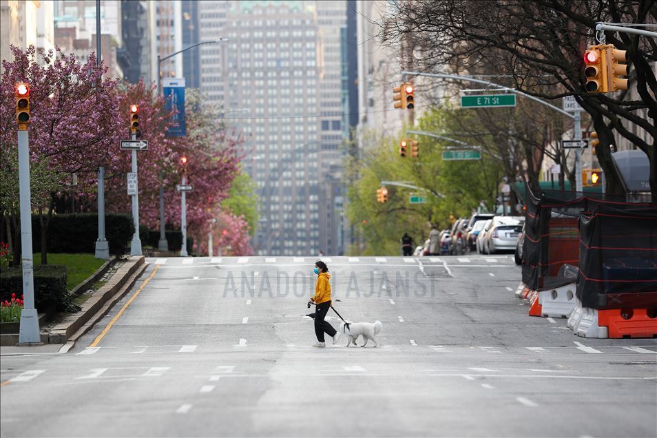 New York sokaklarında Kovid-19 sessizliği