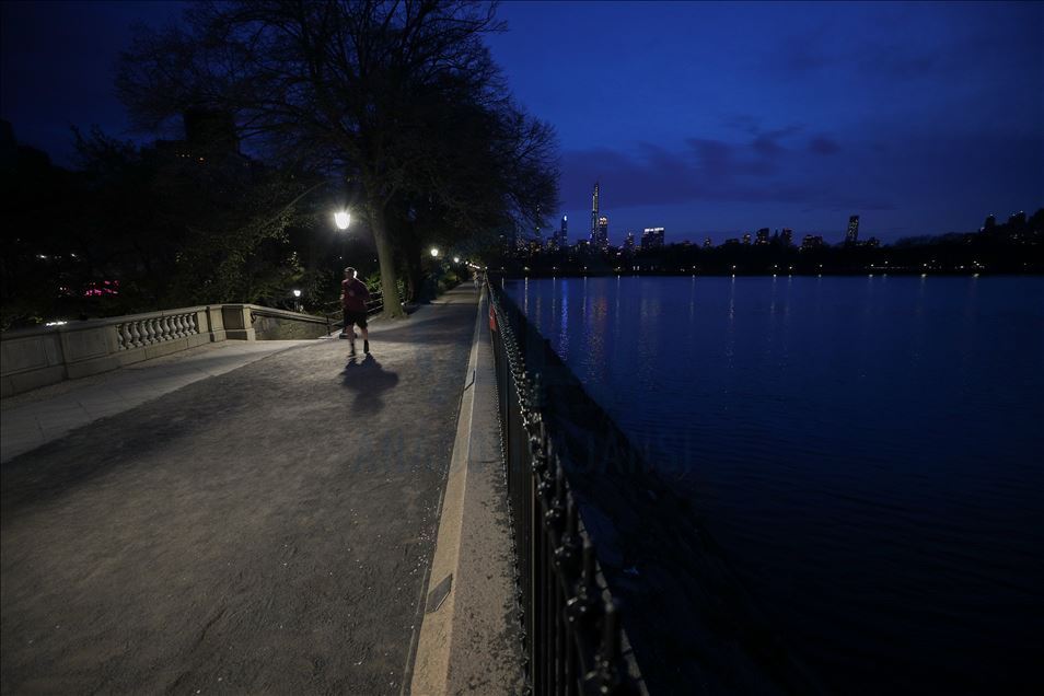 New York sokaklarında Kovid-19 sessizliği