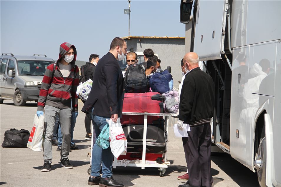 Gaziantep'te yurttaki karantina süresi dolan 520 kişi evlerine gönderildi