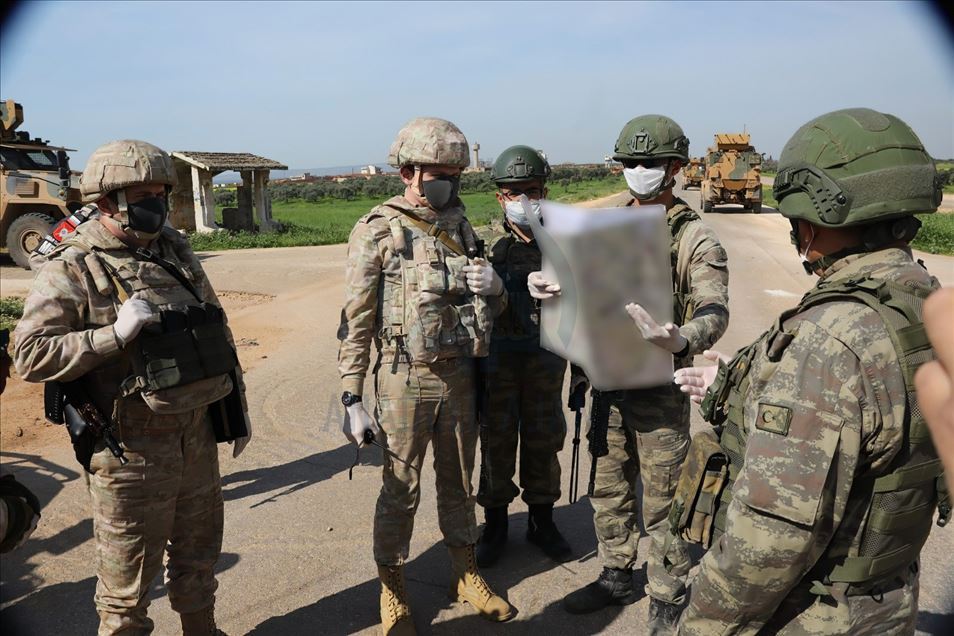 تسيير دورية تركية روسية رابعة على طريق "إم 4" بإدلب السورية