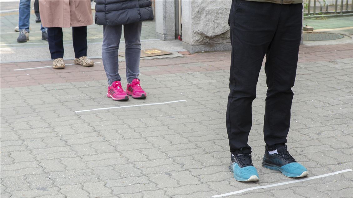 Güney Kore'de sıkı hijyen kuralları altında genel seçim düzenleniyor