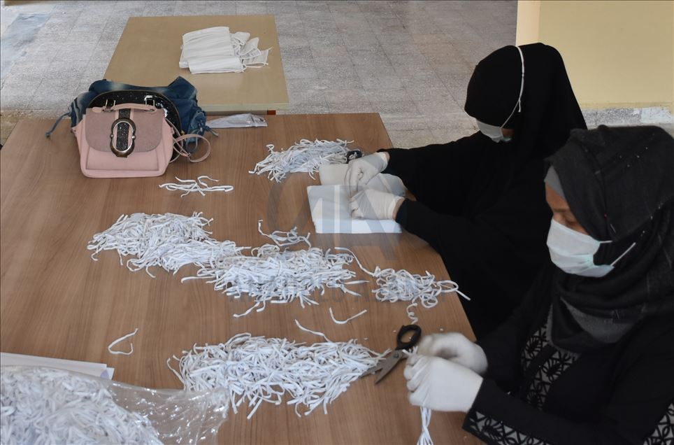 عفرين.. افتتاح ورشة لإنتاج الكمامات الطبية بدعم تركي